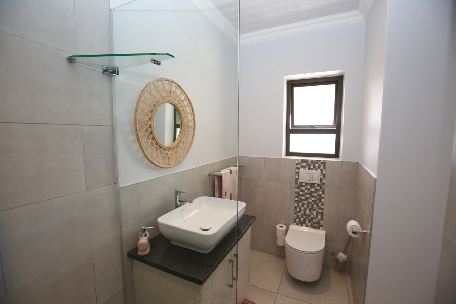 3 Bedroom Property for Sale in The Hill Western Cape